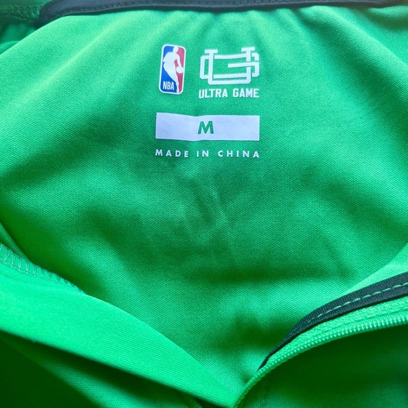 Boston Celtics Antigua Intent Quarter-Zip Top - Kelly Green. Official. Size M. - Picture 3 of 8